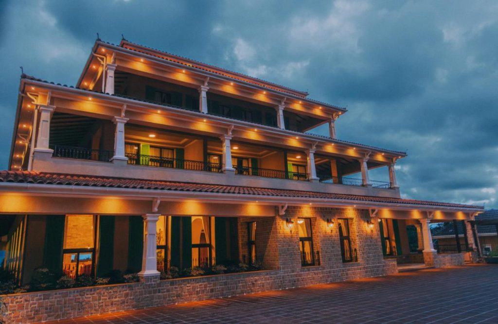Hemingways Hotel Entebbe