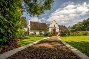 The Manor at Ngorongoro, Coffee estate near Karatu, outside the Ngorongoro Conservation Area, photo 1